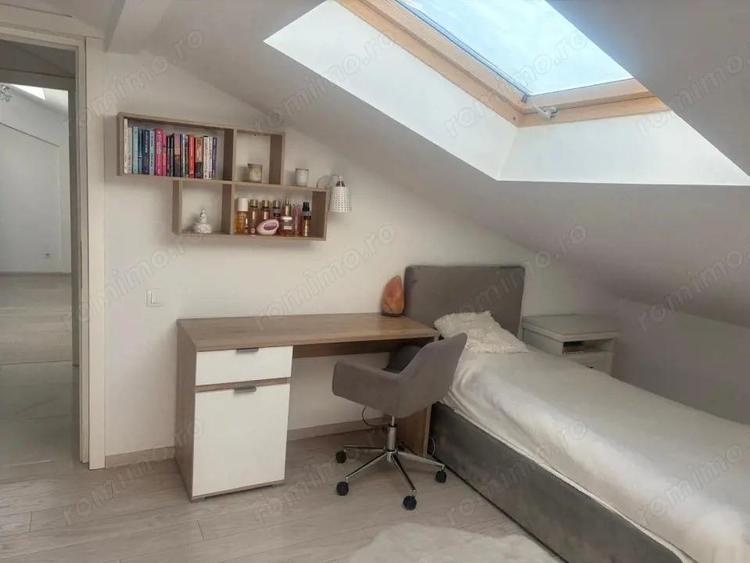 Apartament 3 camere Laminorului decomandat 85 mp, etaj 3 ,metrou 4 min - 5