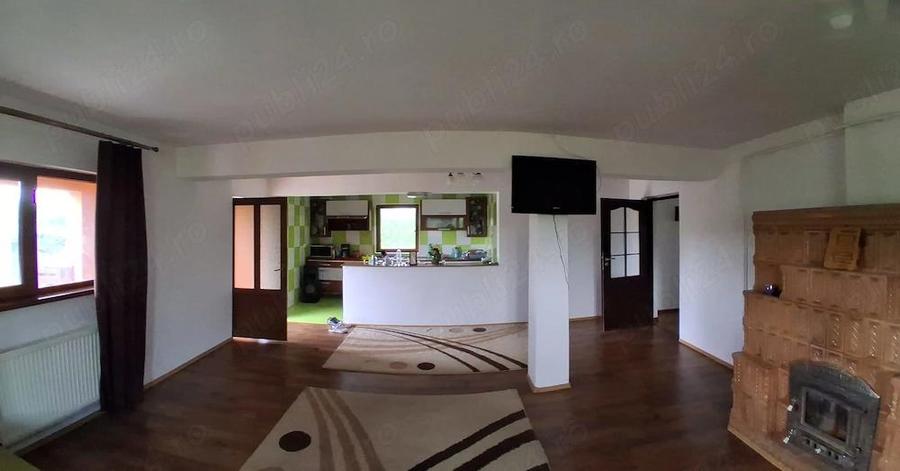 Casa P+M construita intr-o oaza de verdeata , departe de zgomotul orasului - 7