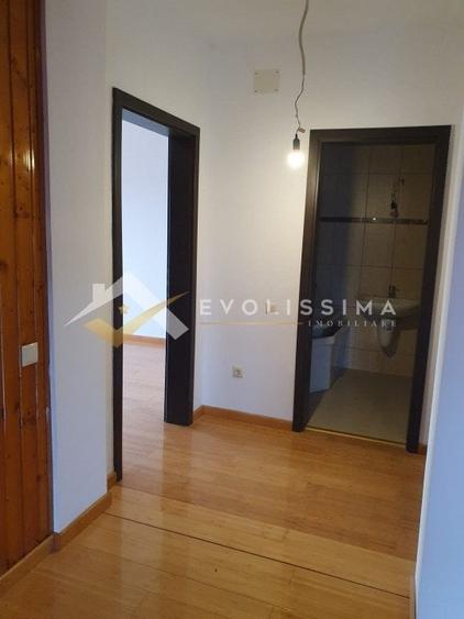 Apartament de trei camere la intrare in Bran - 13