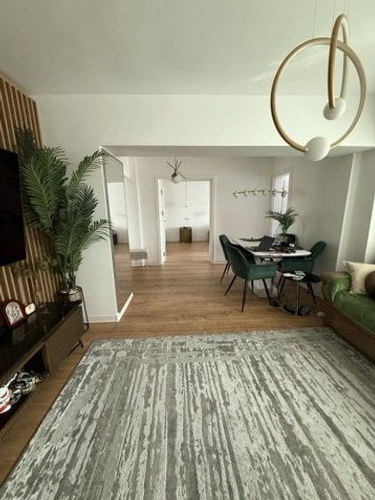 Unirii Monolit vedere fata - 2