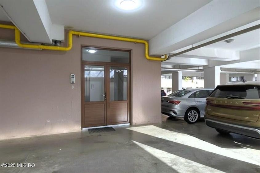 	Km 4-5 - Lidl, Garsoniera decomandata, 40 mp, incadrata, etajul 1! - 5