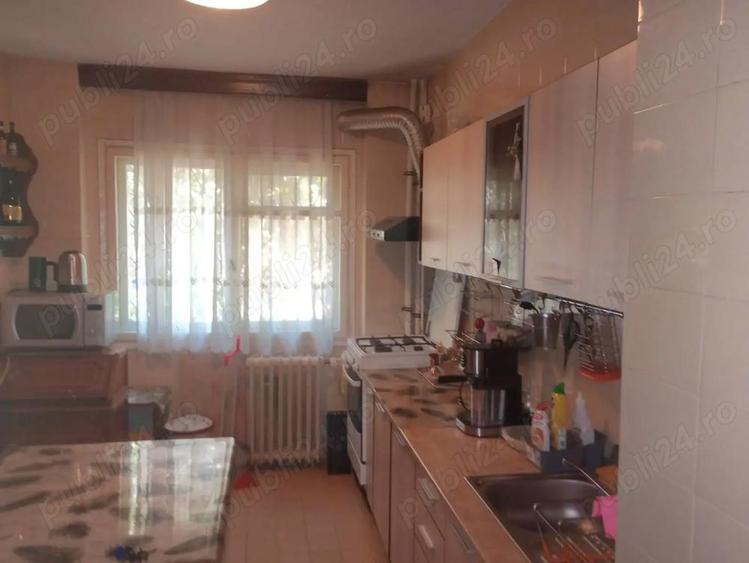 Inchiriez apartament 3 camere in Drumul Taberei - la 5 min. de metrou - 3