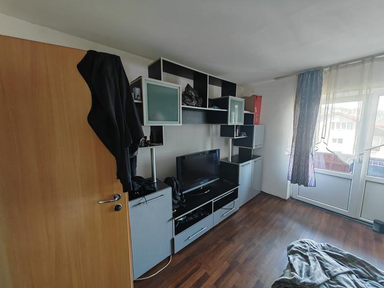 Garsoniera in bloc vila zona Racadau - 1