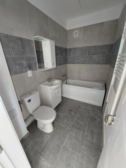 Garsoniera + Mansarda - La Cheie - Stb - Cart. Independentei - Mutare acum - 4