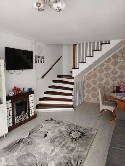 Casa de vanzare , - 4