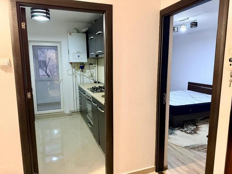 PF Închiriez apartament 3 camere decomandat - Iași - zona Nicolina 1 - 4