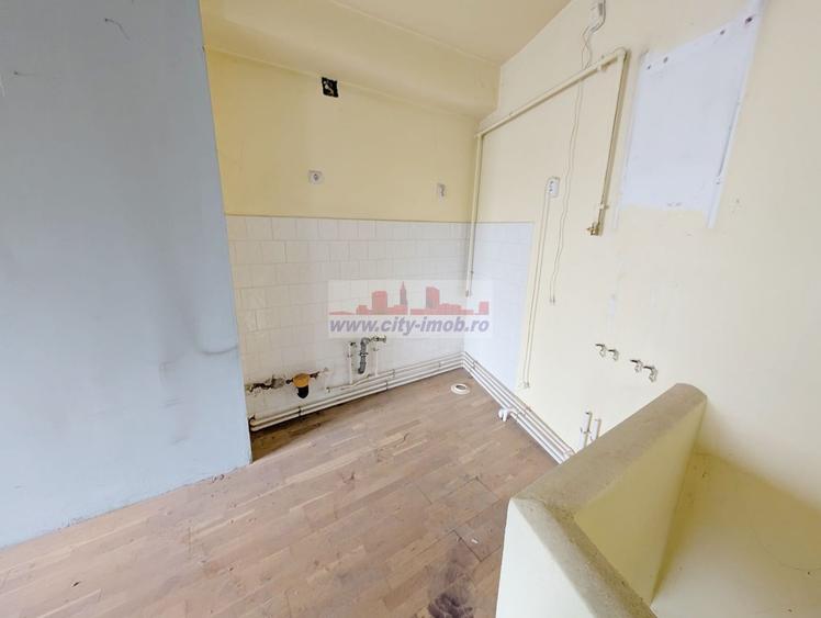 INCHIRIERE Spatiu Comercial Unrii, /Universitate Bis. Sf. Gheorghe Nou - 27