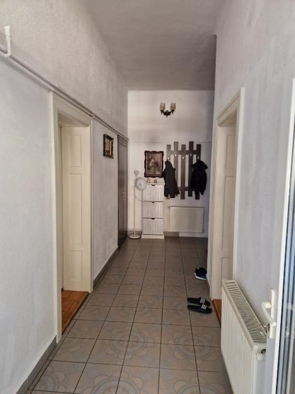 CASA in  BRAN, ZONA CENTRALA, DN 73, 400 m distanta fata de Castel. - 10