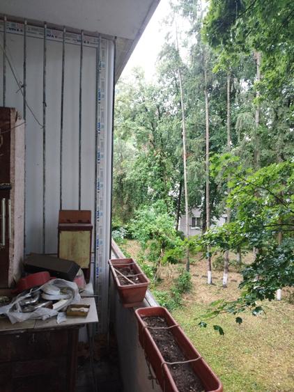 Vand ap. cu 3 cam.in zona 7 Noi.la 5 min.de UMF. - 8