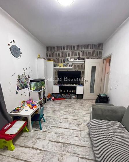 2 Camere - Decomandat - Mobilat - Mutare Imediata