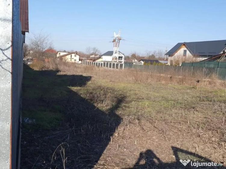 Teren intravilan Vanatori, 705 m.p. - 2