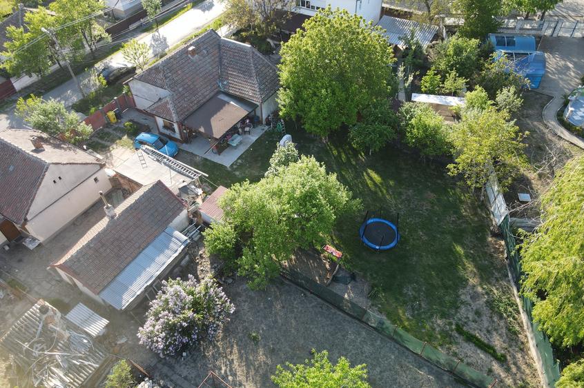 Casă individuală  (100 mp) + Teren Generos (710 mp) - Potențial dezvoltare - 1