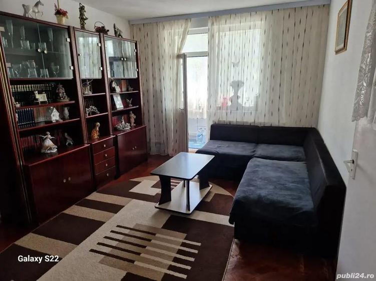 Vand apartament 3 camera zona SC - uri - 2