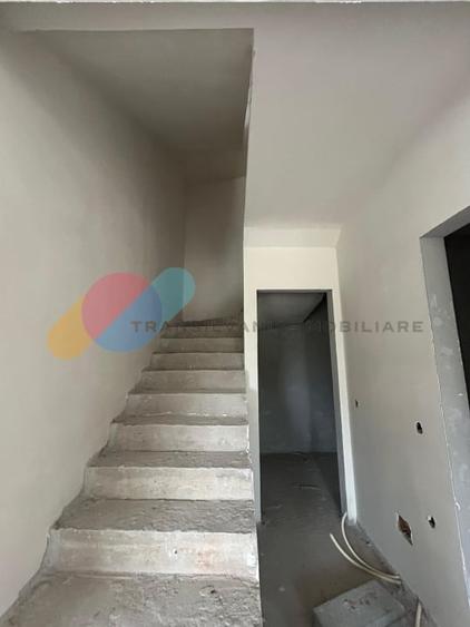 Duplex, 150 mp utili, 700 mp teren,  ideala pentru familie sau birou - 9