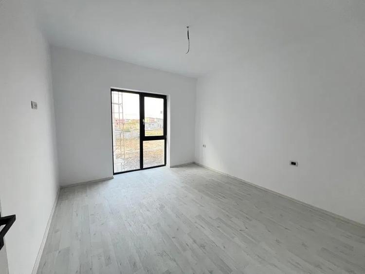 Apartament cu 2 camere Calea Urseni 55mp. - 1