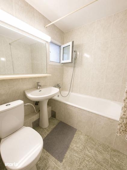 Apartament cu 3 camere decomandat în Grivița