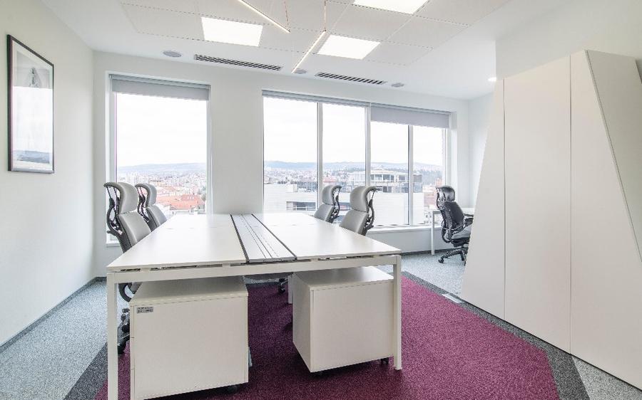 Spa?iu de birou tip open-plan pentru 10 persoane in Regus Central - 15