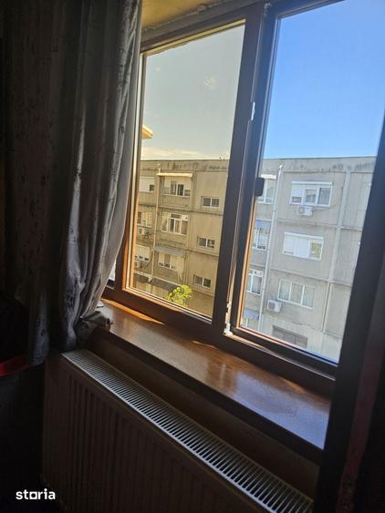Vand apartament cu 2 camere Craiovita noua - 10