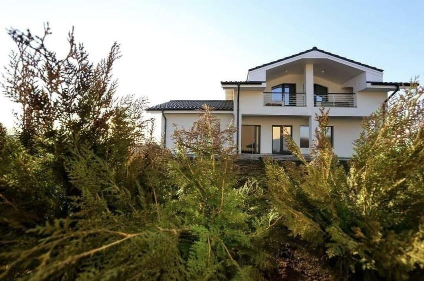 Snagov-Ghermănești=piscină, zonă barbeque, cu ieșire la lac și pădure, - 1