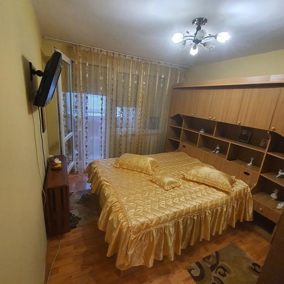 Brancoveanu, Metrou,Parc ,Etajul 3/4,2 Locuri de parcare,Mobilat,Utilat,Liber - 11