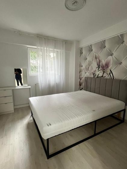 Vanzare apartament spatios 3 camere, 2 bai, bloc 2009, Titan, 10 min metrou - 1