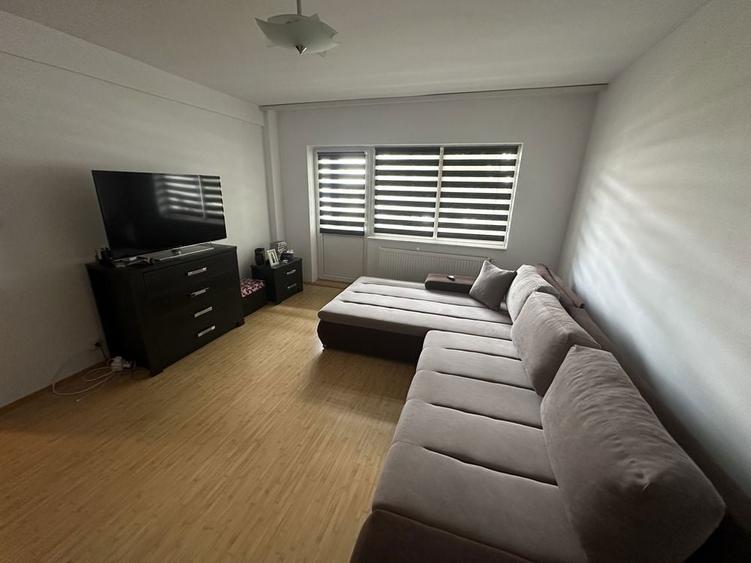 Vand apartament 2 camere decomandat - 5