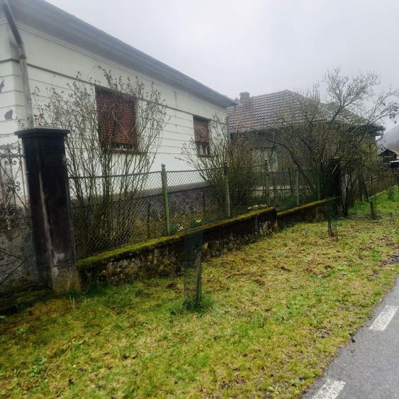 Casa si teren de vanzare - 4