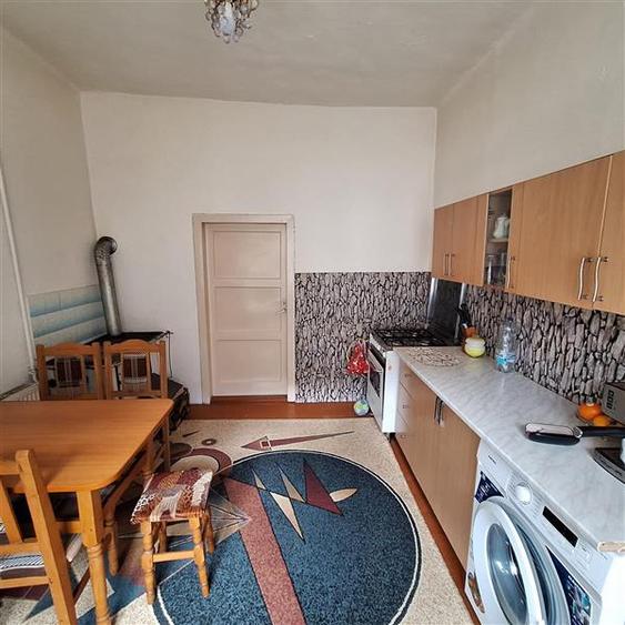 Bocsa Montana, Casa mare la strada principala - 12