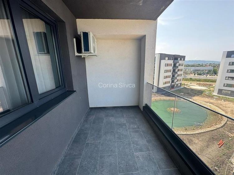Apartament de inchiriat cu vedere spre LAC Apartament de inchiriat cu vedere spre LAC