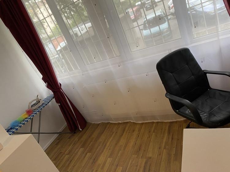 Inchiriez apartament - 2