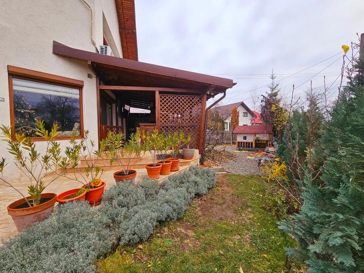 Vanzare vila 6 camere, mobilata si utilata, in Banesti - 44