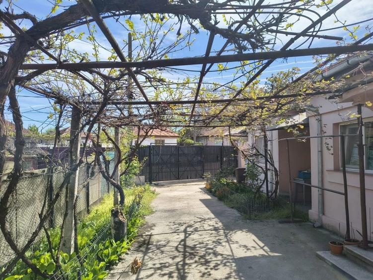 Casa de vanzare. - 1