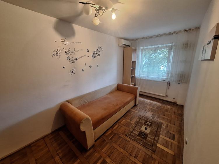 44900 euro!!! Garsoniera Et 3 Zona Complexul Studentesc. - 1