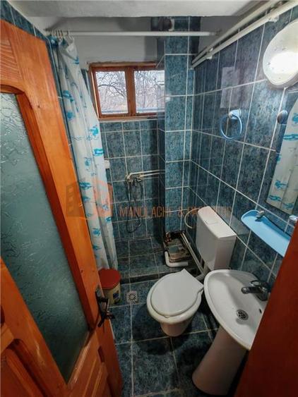 Casa tip P+1+M zona Vintila Voda - 30