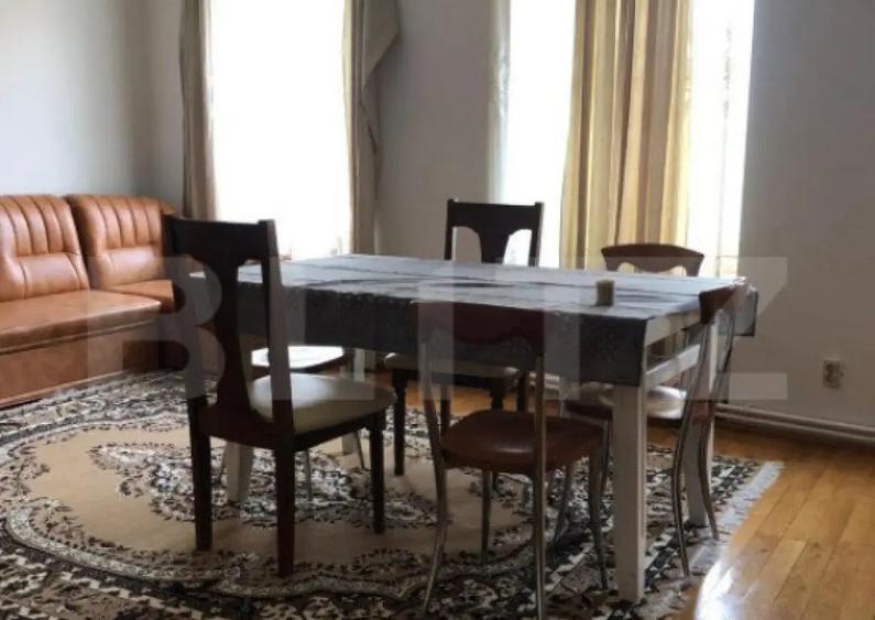 Casa de vanzare, cu 7 camere, 350 mp u & 2850 mp teren - 12