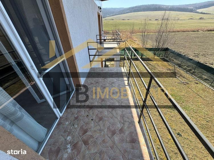 Casa cu 3 camere, 100mp, Zona Tofalau - 8