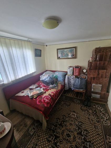 Sat Pantazi se vinde casa an 1960 cu teren 940 mp pret 67000 euro negociabil. - 6