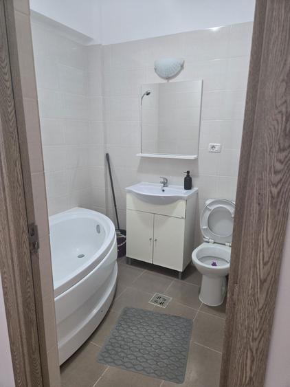 Vand apartament cu 1 camera - 1