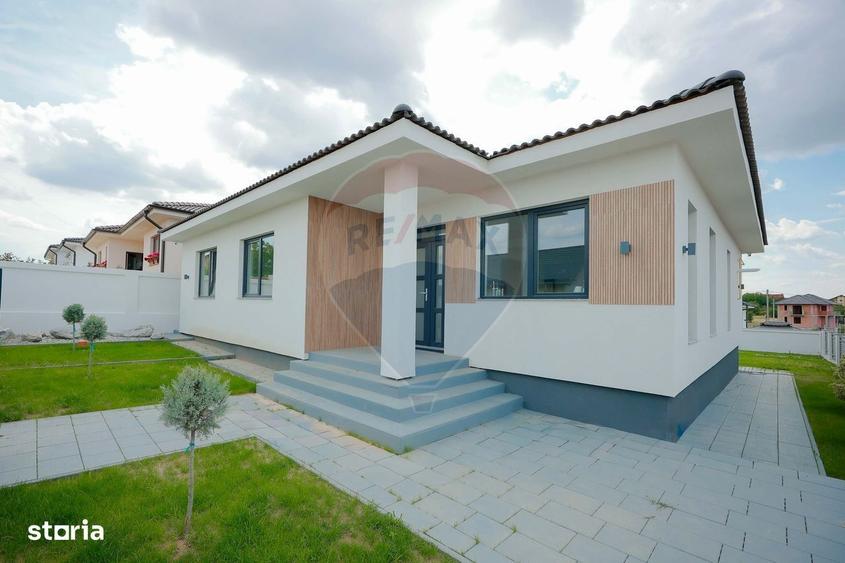 De vanzare Casa Noua, finisata, 4 camere - Paleu - 1