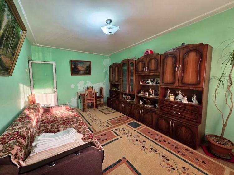 Podul de Fier- 3 Camere Decomandat- bloc 1982 - 1