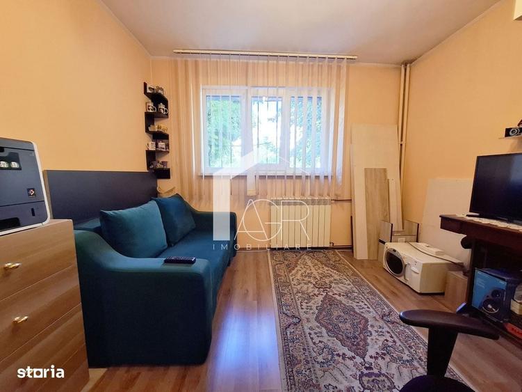 Apartament cu 3 camere, decomandat, zona Vest - 11