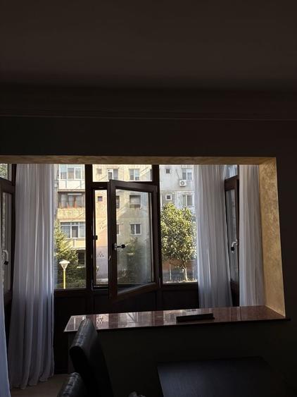 Apartament cu 2 camere semidecomandat în Km 4