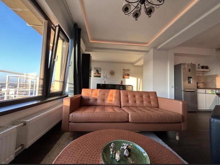 Apartament cu 3 camere decomandat în Pipera