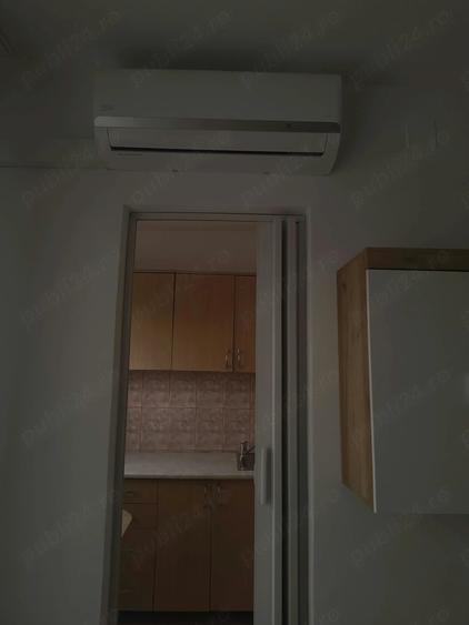 Garsonieră decomandată în Confecții