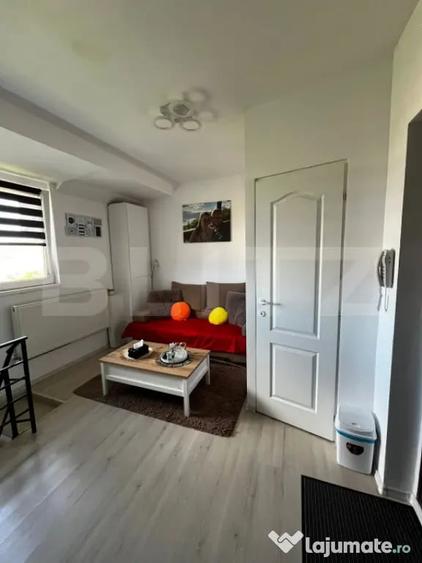 Apartament cu 2 camere semidecomandat în Central