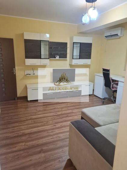 Apartament cu 2 camere decomandat, mobilat în Central — fotografia 3