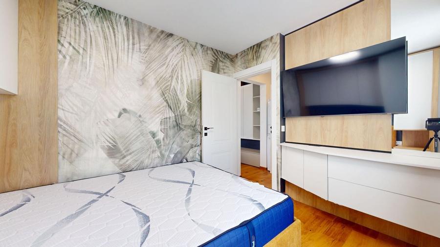 Apartament cu 3 camere semidecomandat, mobilat în Astra
