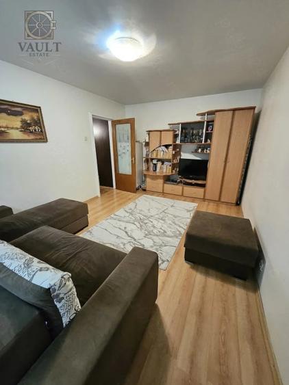 Apartament cu 2 camere decomandat, mobilat în Giurgiului