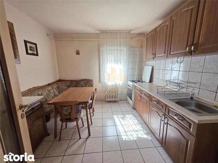 Apartament cu 2 camere, mobilat în Soarelui
