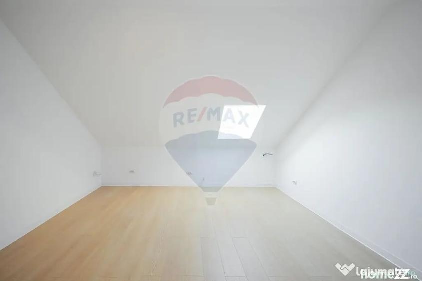 Apartament cu 4 camere de vanzare, ultracentral - 7